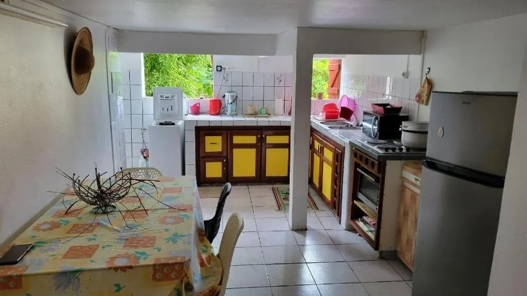 Residence Pom'Kanel Sainte-Rose Apartamento